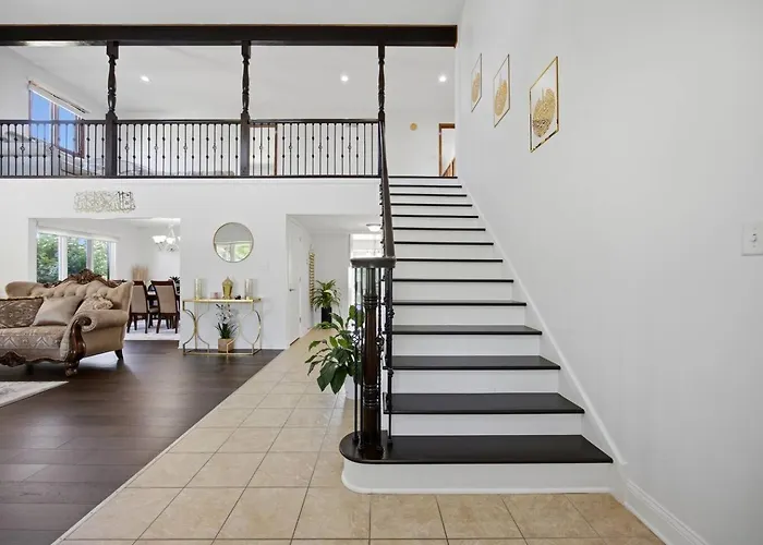 Дом отдыха Sleeps 17 Free Parking Spacious 5br Chicago