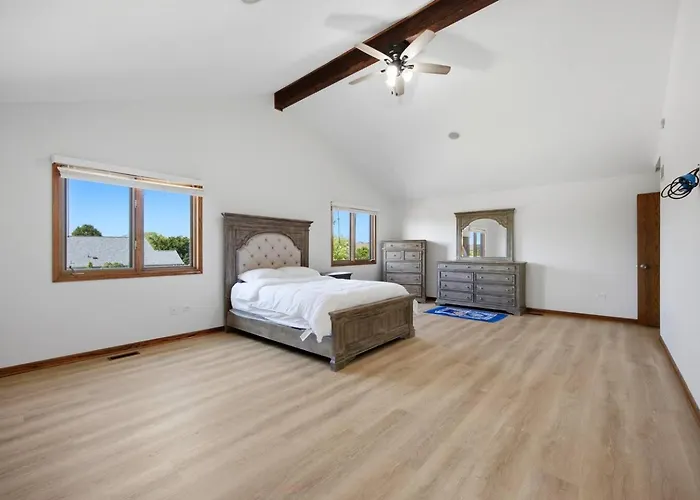 Sleeps 17 Free Parking Spacious 5br Chicago Дом отдыха