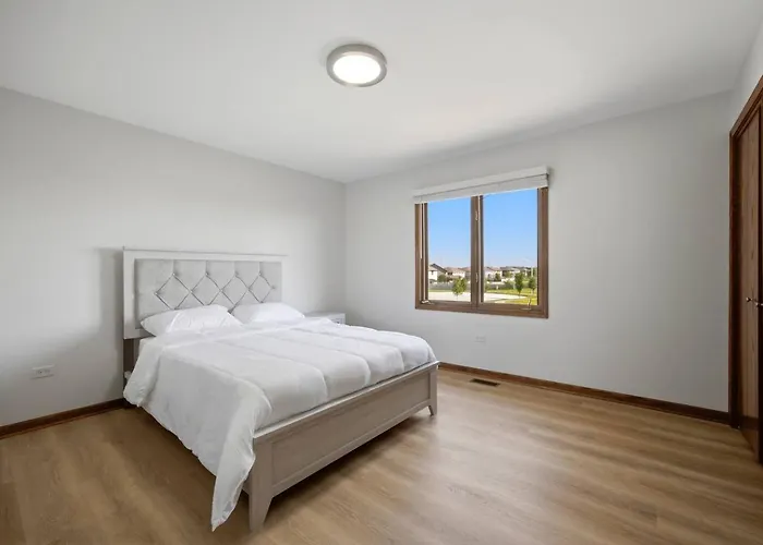 Дом отдыха Sleeps 17 Free Parking Spacious 5br Chicago